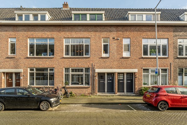 Medium property photo - Jan Willem Frisostraat 27B, 3051 EJ Rotterdam